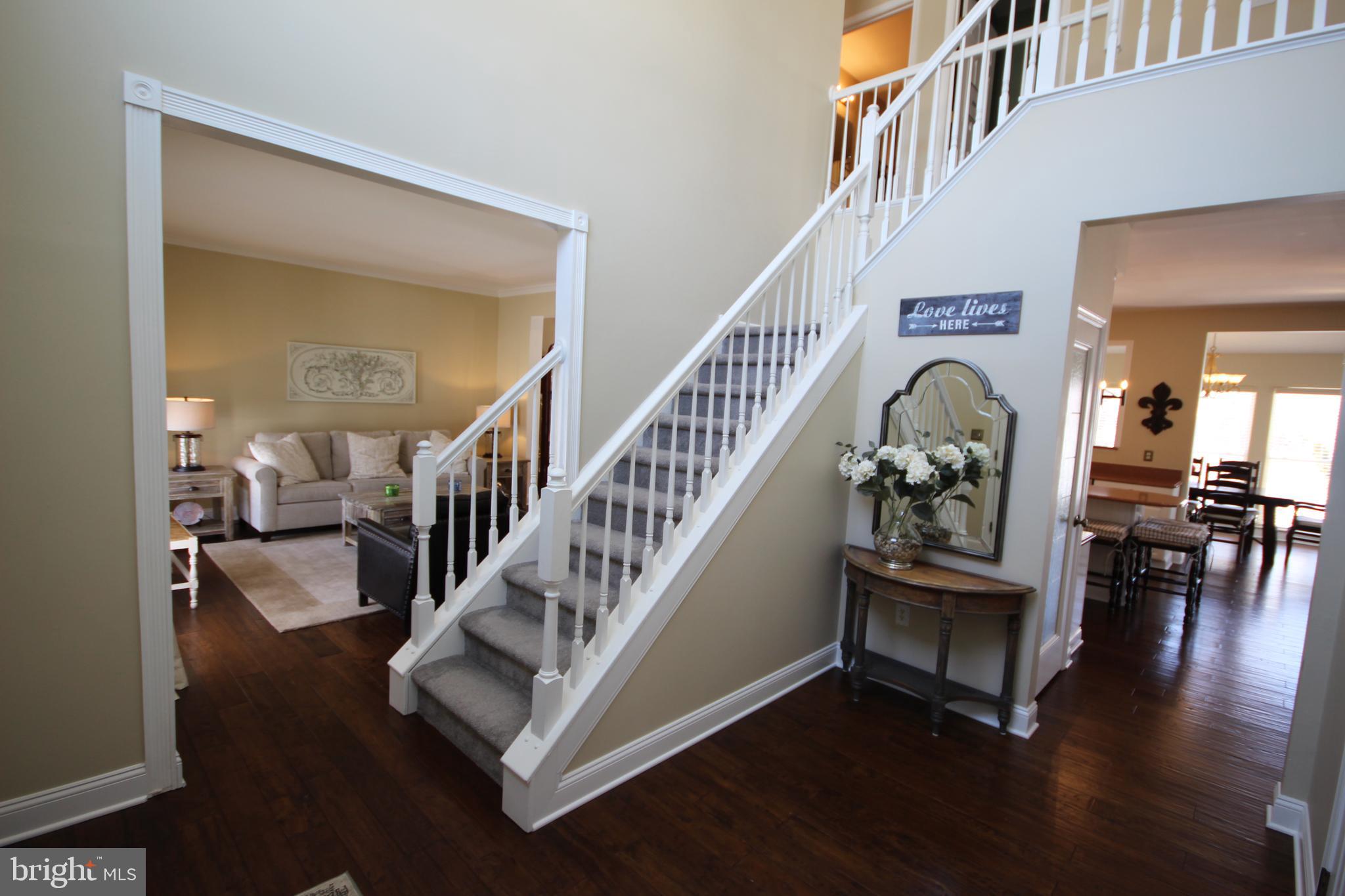 10 Avalon Road Pennington, NJ 08534 - Photo 3 of 38