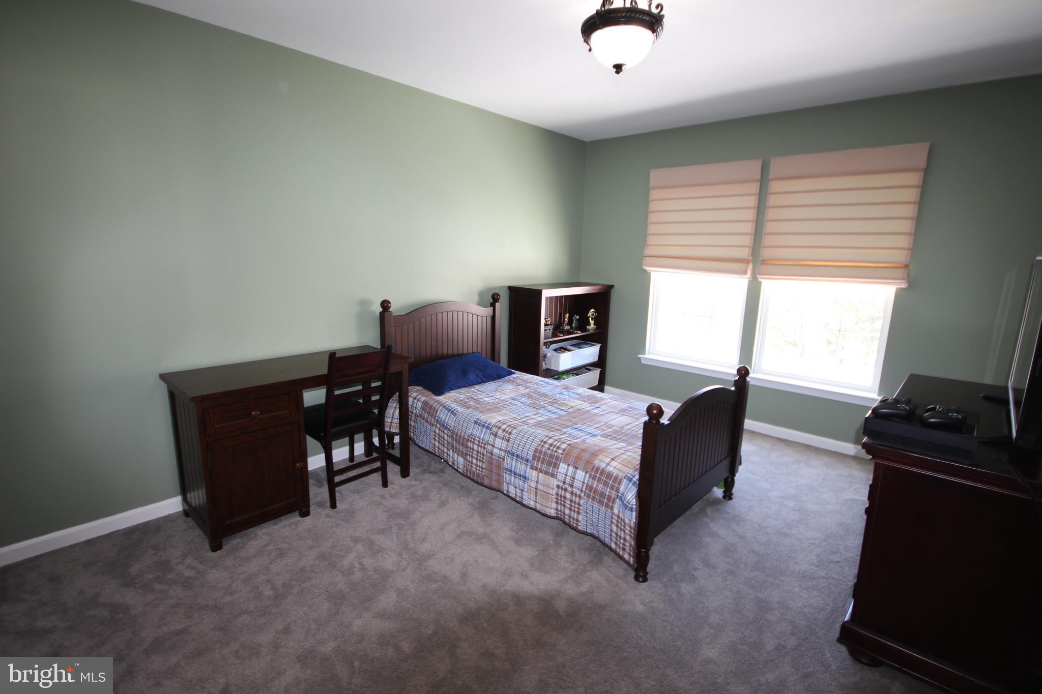 10 Avalon Road Pennington, NJ 08534 - Photo 26 of 38