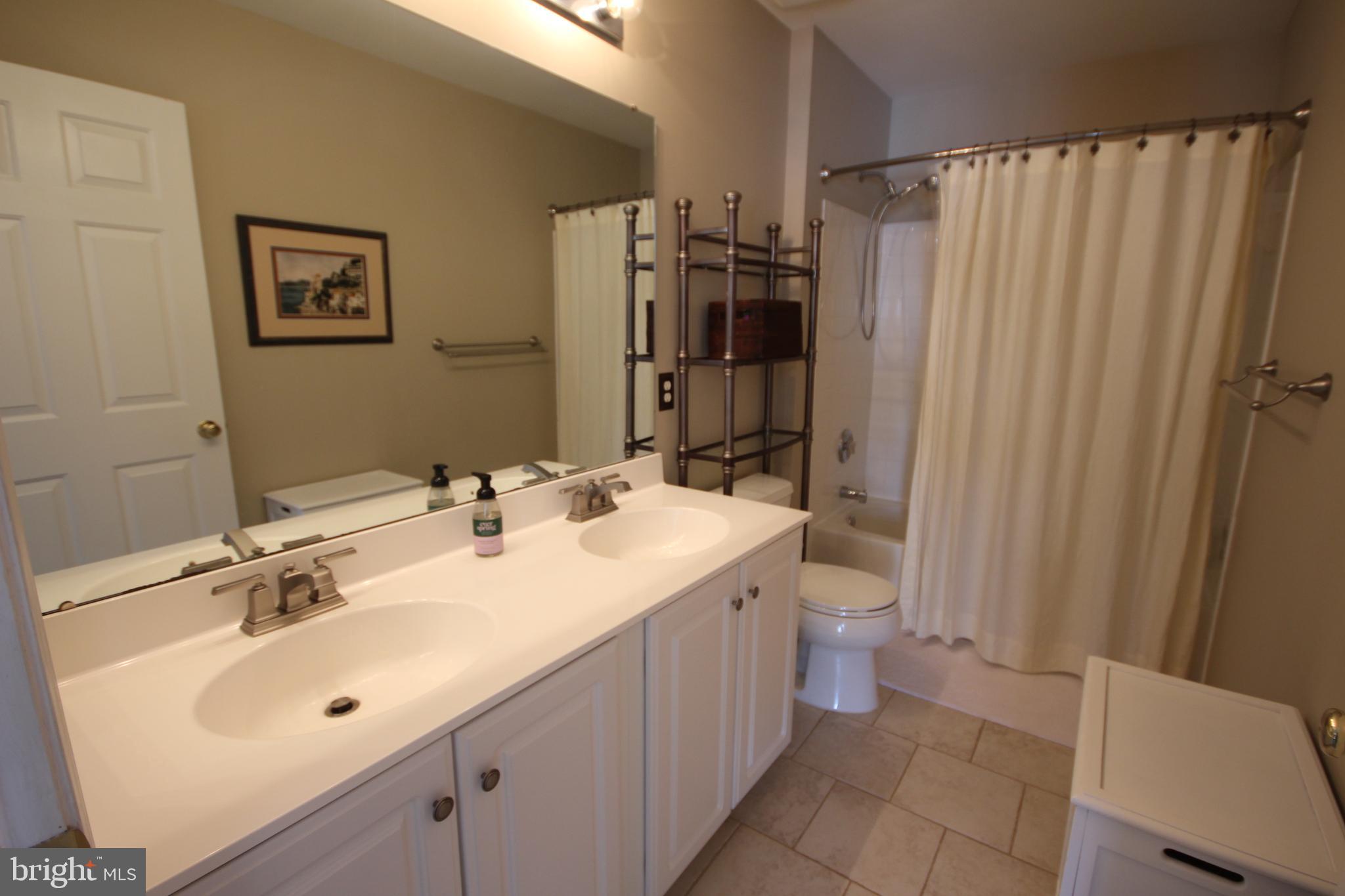 10 Avalon Road Pennington, NJ 08534 - Photo 27 of 38