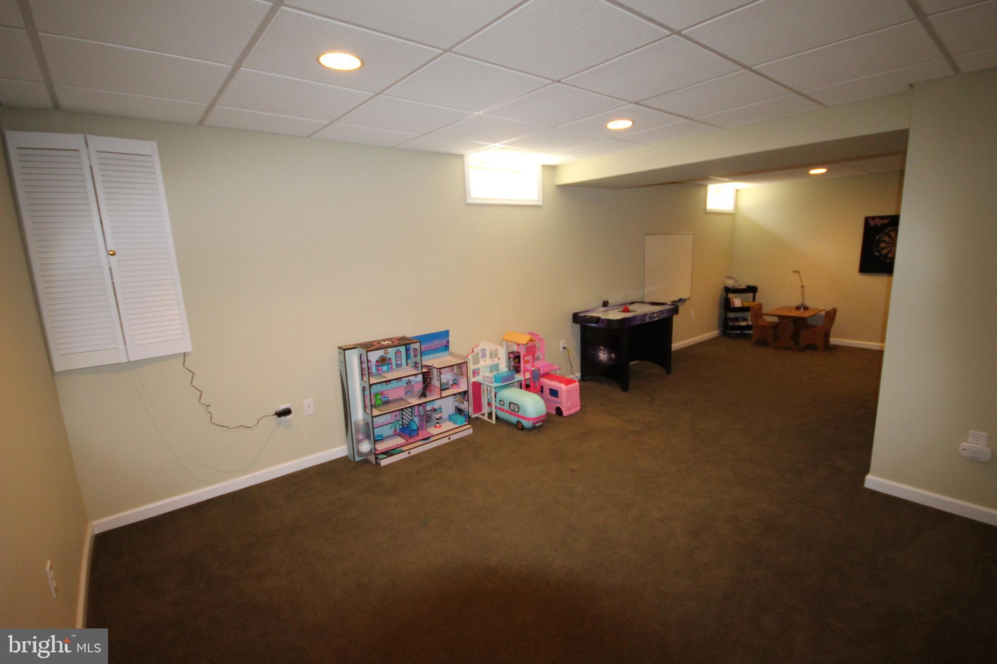 10 Avalon Road Pennington, NJ 08534 - Photo 28 of 38