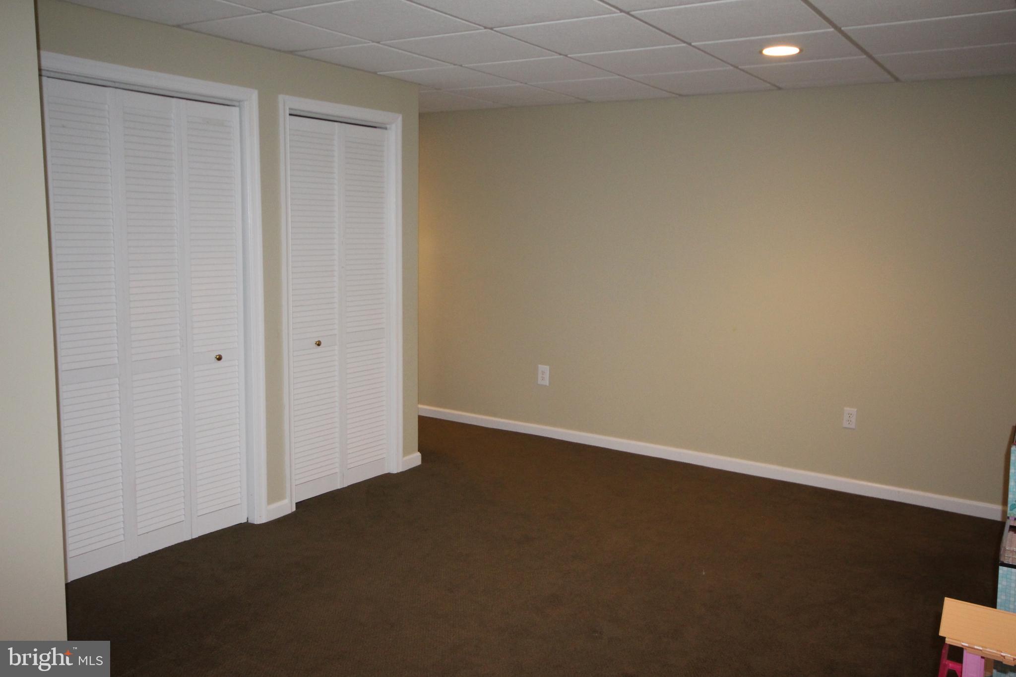 10 Avalon Road Pennington, NJ 08534 - Photo 35 of 38