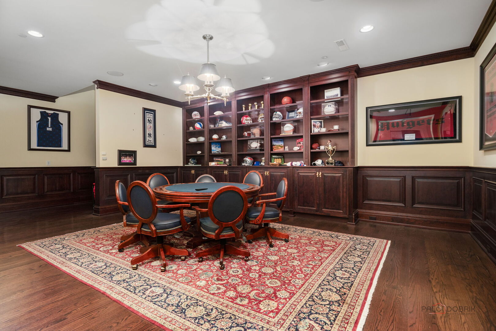 93 Hawley Woods Road Barrington, IL 60010 - Photo 64 of 91 a living room with furniture rug and wooden floor