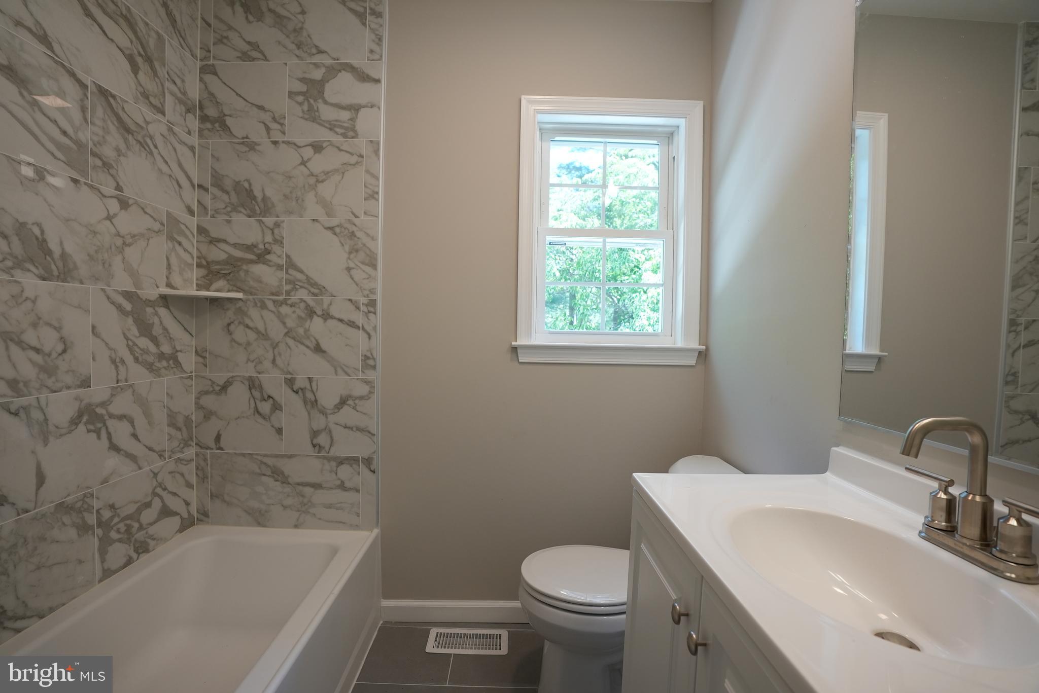 2171 Weymouth Road Newfield, NJ 08344 - Photo 18 of 39