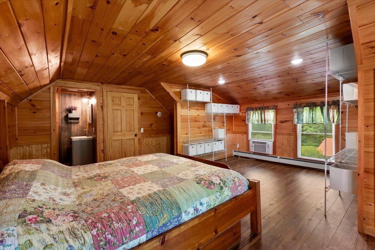 1061 Granger Hollow Road Shaftsbury, VT 05257 - Photo 14 of 36