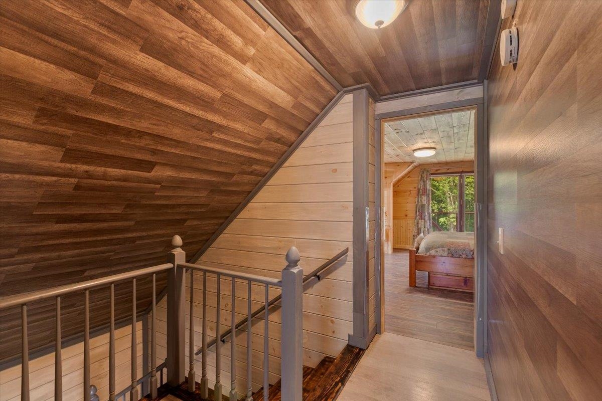 1061 Granger Hollow Road Shaftsbury, VT 05257 - Photo 16 of 36