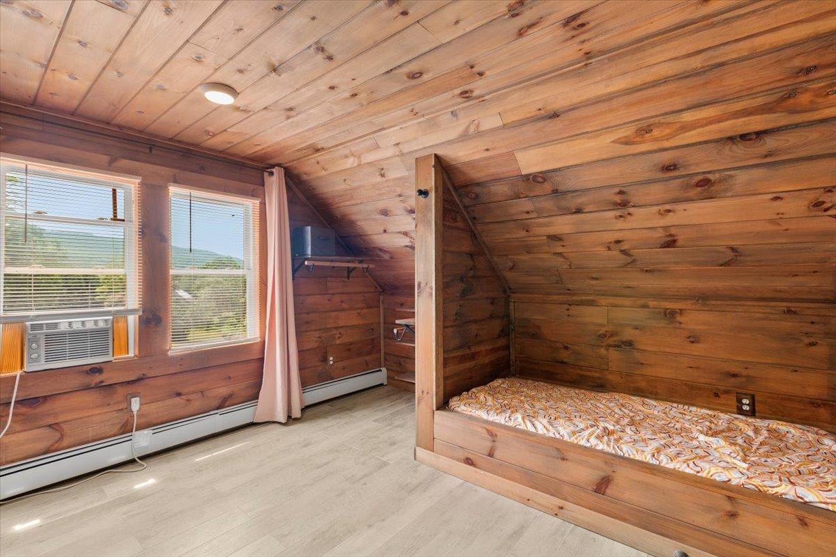 1061 Granger Hollow Road Shaftsbury, VT 05257 - Photo 17 of 36