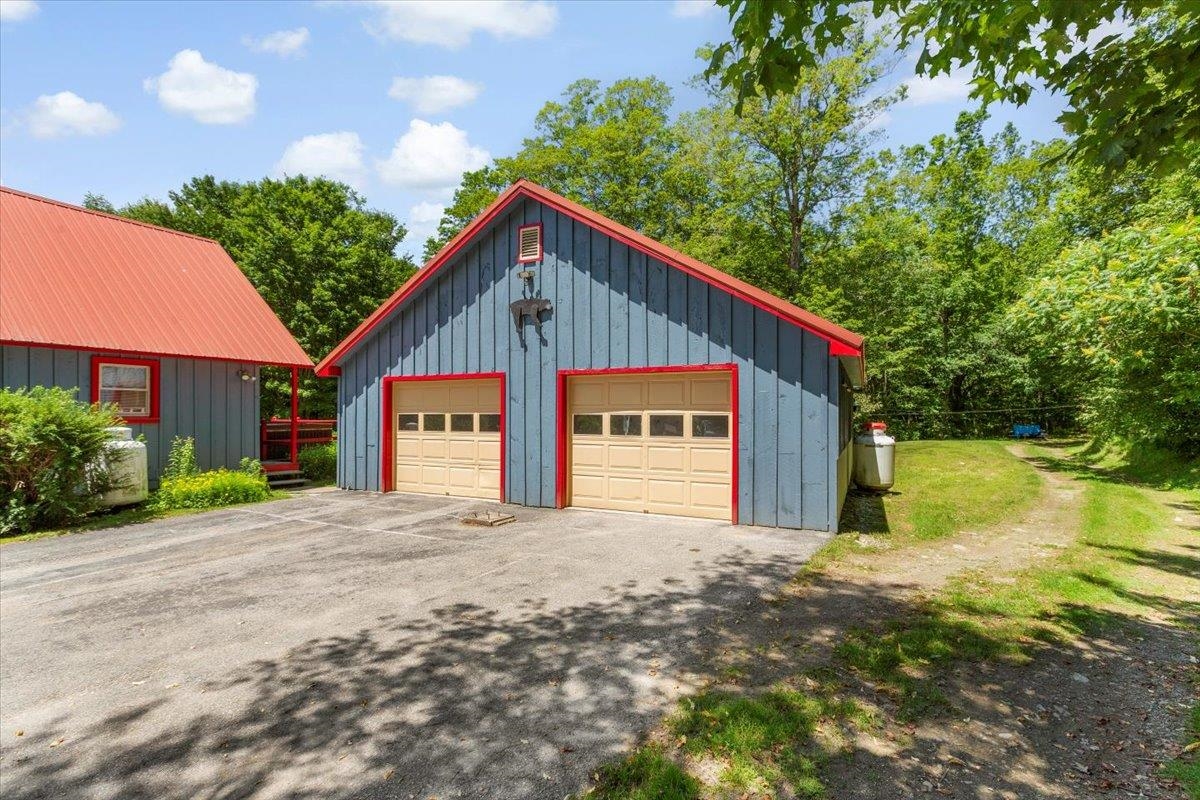1061 Granger Hollow Road Shaftsbury, VT 05257 - Photo 32 of 36