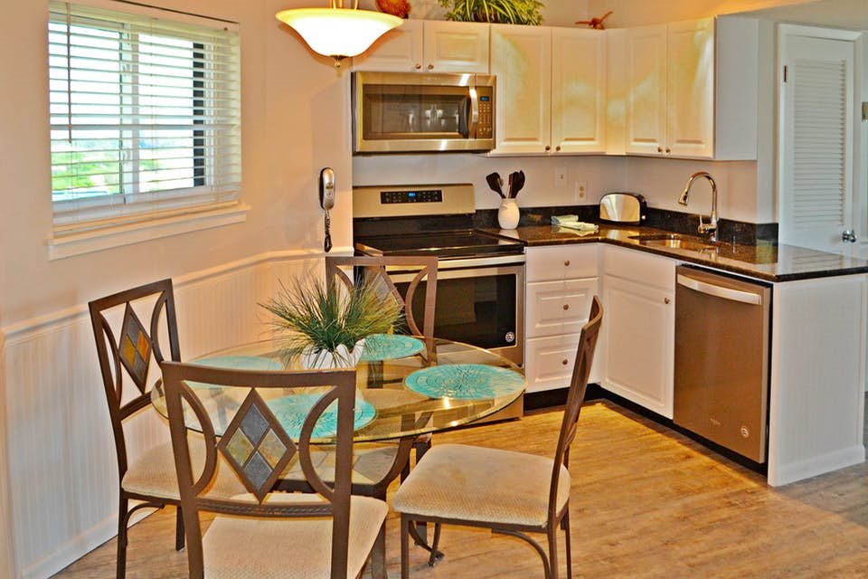 375 Plantation Road, Unit 5801 Gulf Shores, AL 36542 - Photo 4 of 9 Dining & Kitchen Areas