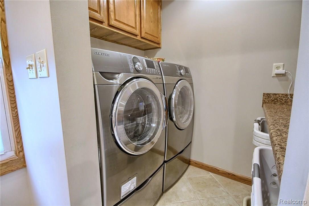 19407 Savage Road Belleville, MI 48111 - Photo 13 of 32 Laundry_Room.jpg