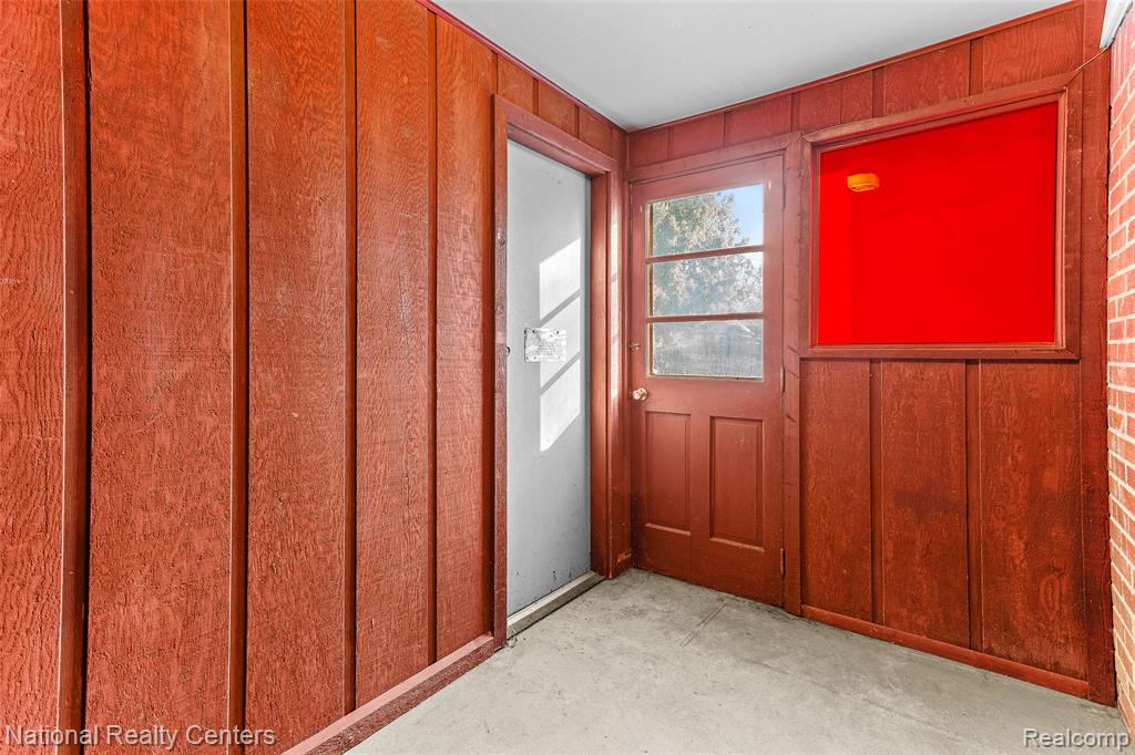 11655 Shorecrest South Lyon, MI 48178 - Photo 28 of 51 Gallery Image 28