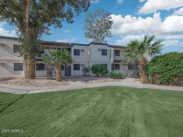 $799 | 13517 West Glendale Avenue, Unit ST, Glendale, AZ 85307