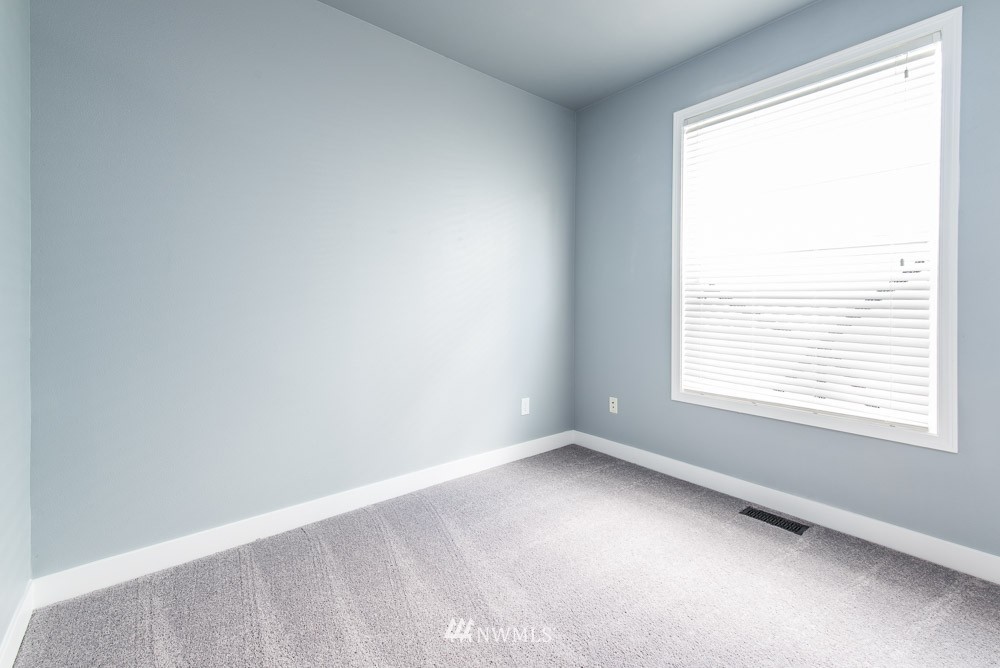 7117 Radius Loop Southeast Lacey, WA 98513 - Photo 14 of 17 Gallery Image 14