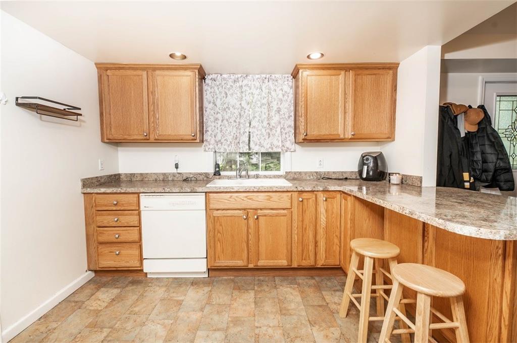 270 Maple Street Indiana, PA 15701 - Photo 6 of 18 Gallery Image 6