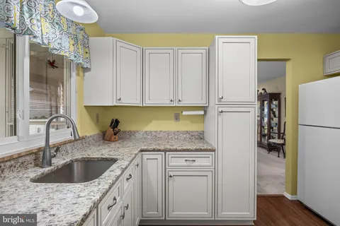 $339,500 | 36 Cotherstone Drive, Southampton, NJ 08088