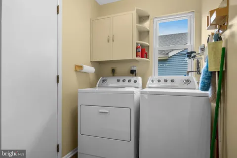 $339,500 | 36 Cotherstone Drive, Southampton, NJ 08088