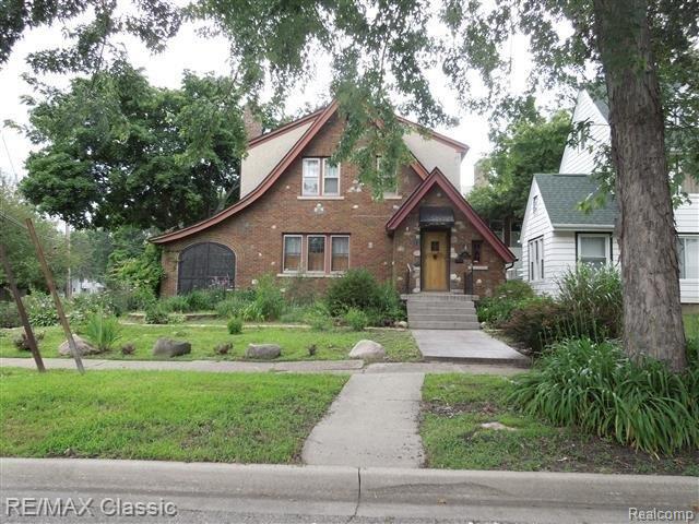 116 Chippewa Road Pontiac, MI 48341 - Photo 1 of 8 Welcome Home!