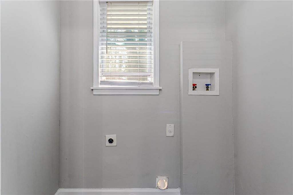 3578 Adkins Road Northwest Atlanta, GA 30331 - Photo 19 of 25