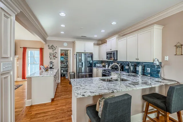 $675,000 | 902 Blue Moon Street, Taylors, SC 29687