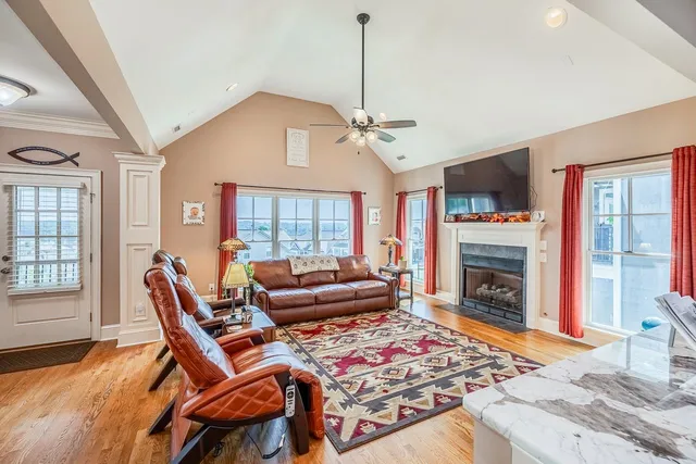 $675,000 | 902 Blue Moon Street, Taylors, SC 29687