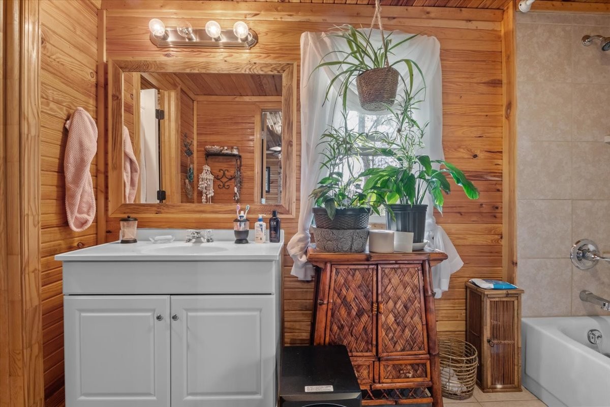 1515 Hayshed Road Charlotte, TN 37036 - Photo 14 of 41