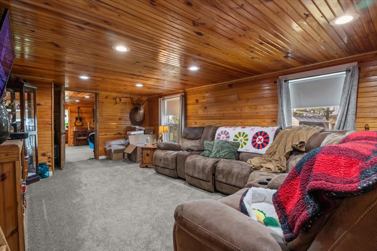 1515 Hayshed Road Charlotte, TN 37036 - Photo 17 of 41