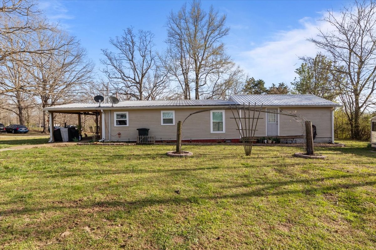 1515 Hayshed Road Charlotte, TN 37036 - Photo 24 of 41