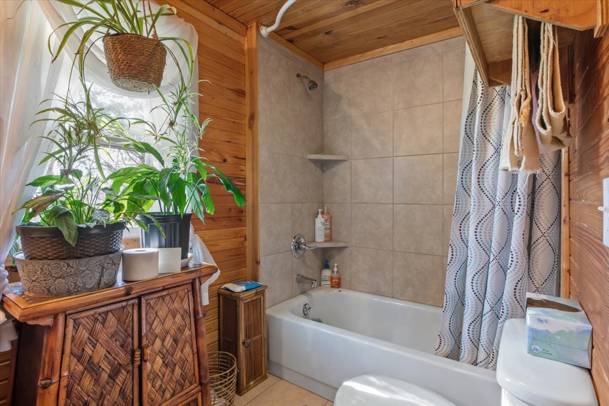 1515 Hayshed Road Charlotte, TN 37036 - Photo 37 of 41