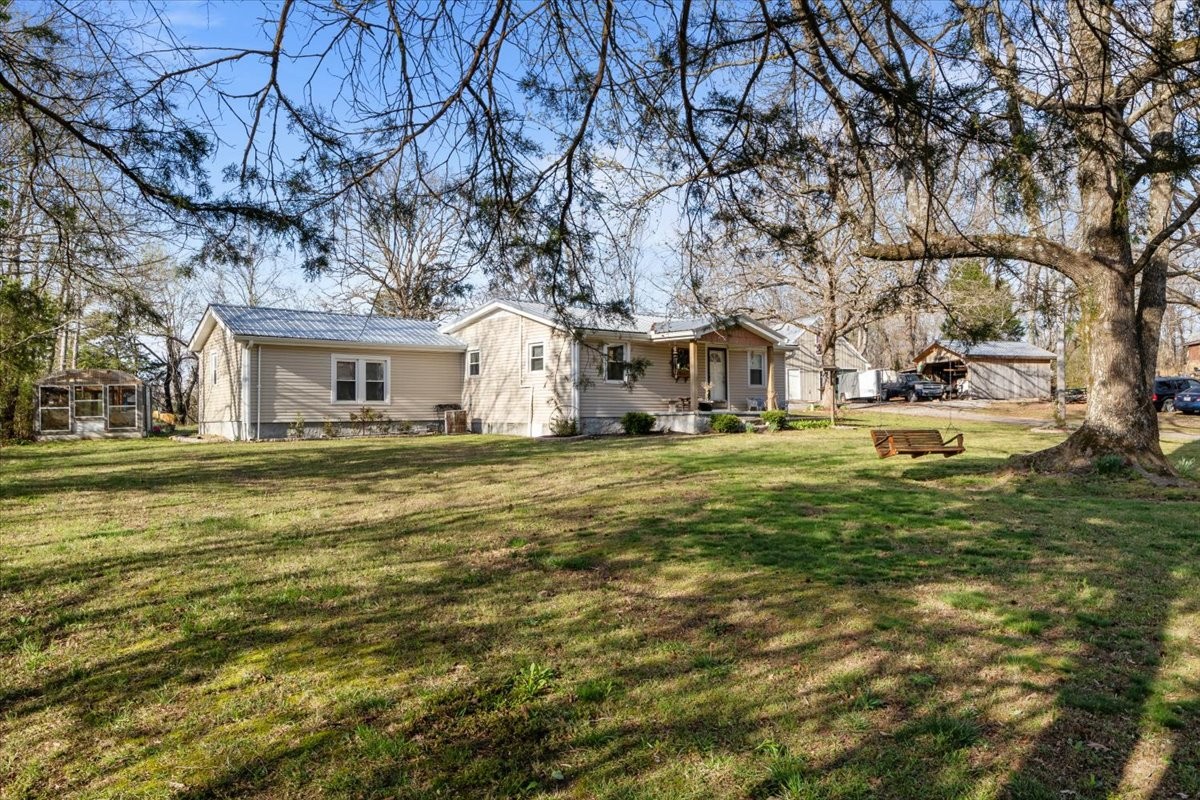 1515 Hayshed Road Charlotte, TN 37036 - Photo 41 of 41