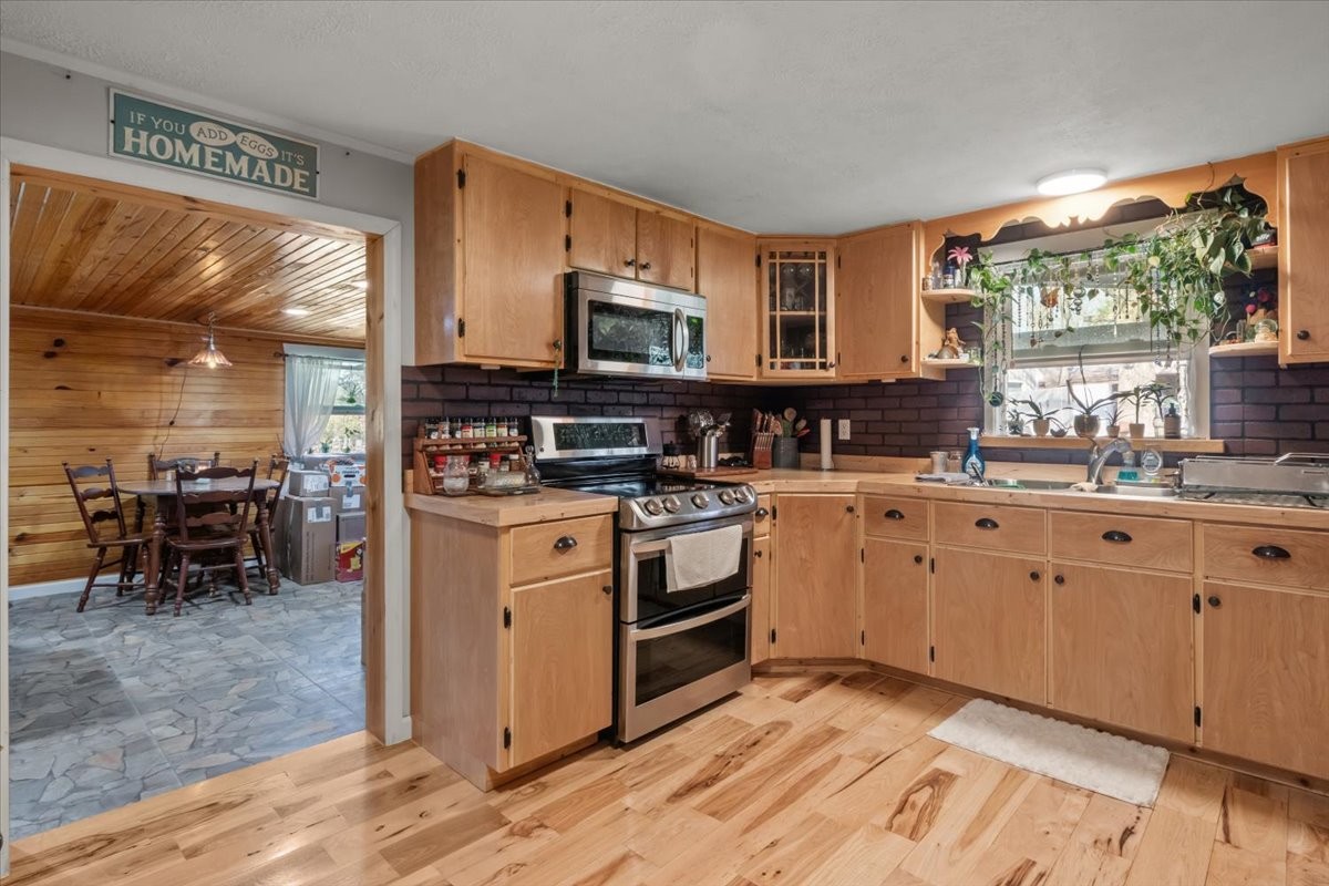 1515 Hayshed Road Charlotte, TN 37036 - Photo 8 of 41