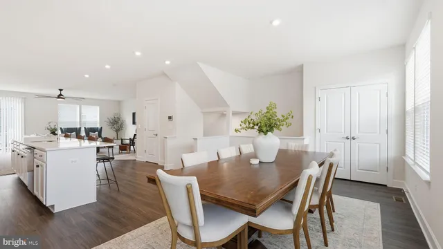 $650,000 | 10644 Hinton Way, Manassas, VA 20112