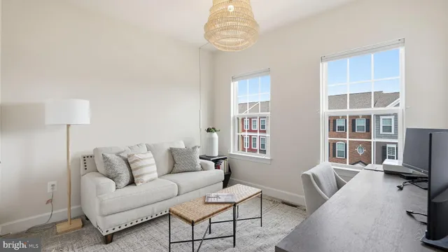 $650,000 | 10644 Hinton Way, Manassas, VA 20112