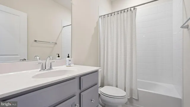 $650,000 | 10644 Hinton Way, Manassas, VA 20112