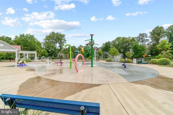 10644 Hinton Way Manassas, VA 20112 - Photo 43 of 44 a view of a park with swings