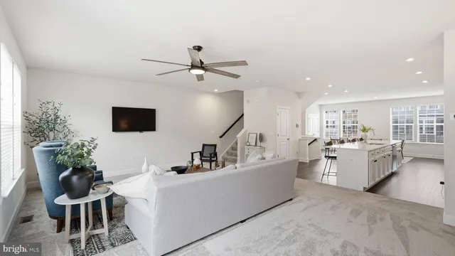 $650,000 | 10644 Hinton Way, Manassas, VA 20112