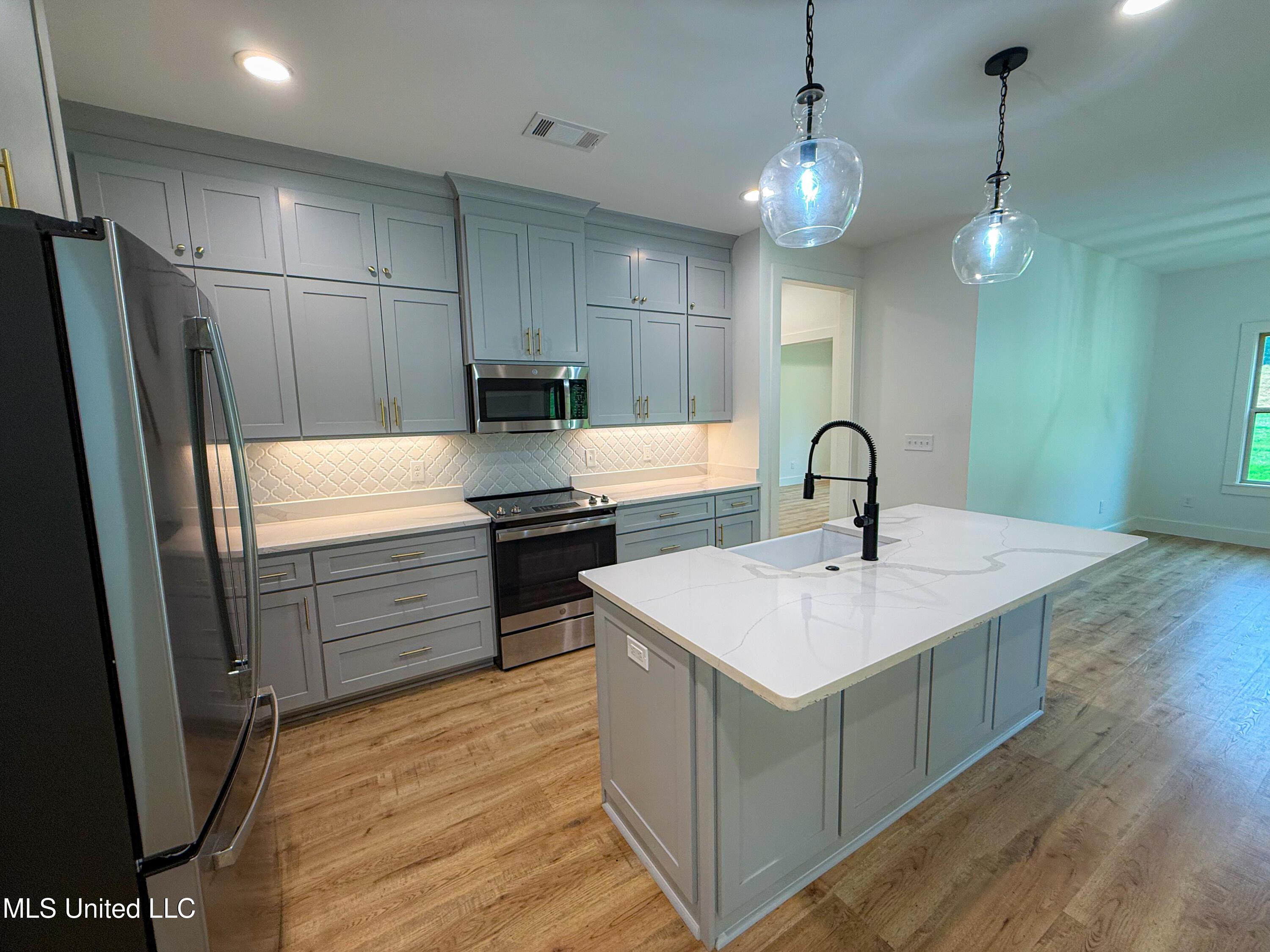 5350 Poplar Corner Road Walls, MS 38680 - Photo 2 of 30 Poplar Corner-24