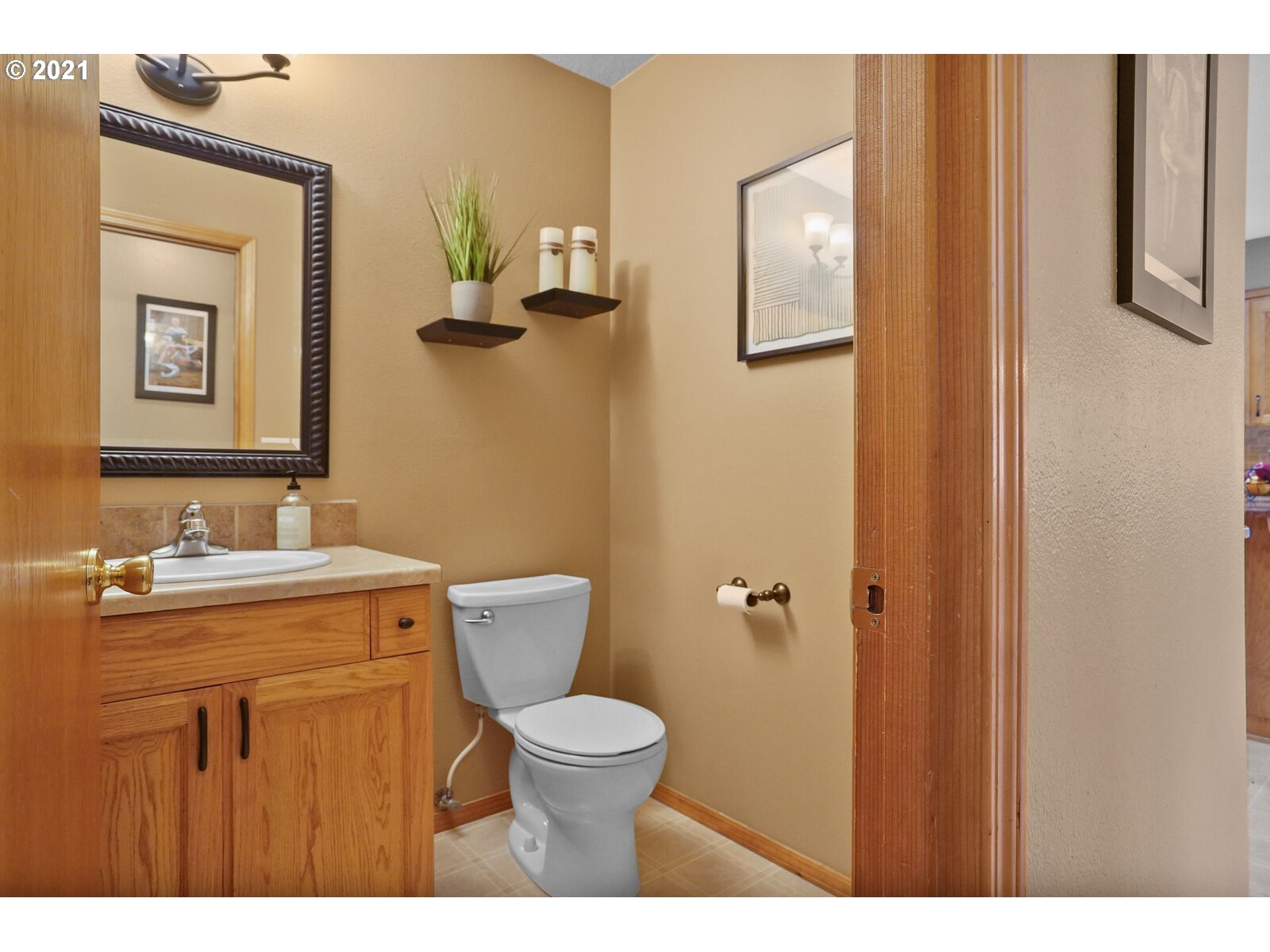 4182 Mountain View Road Silverton, OR 97381 - Photo 15 of 32 Gallery Image 15