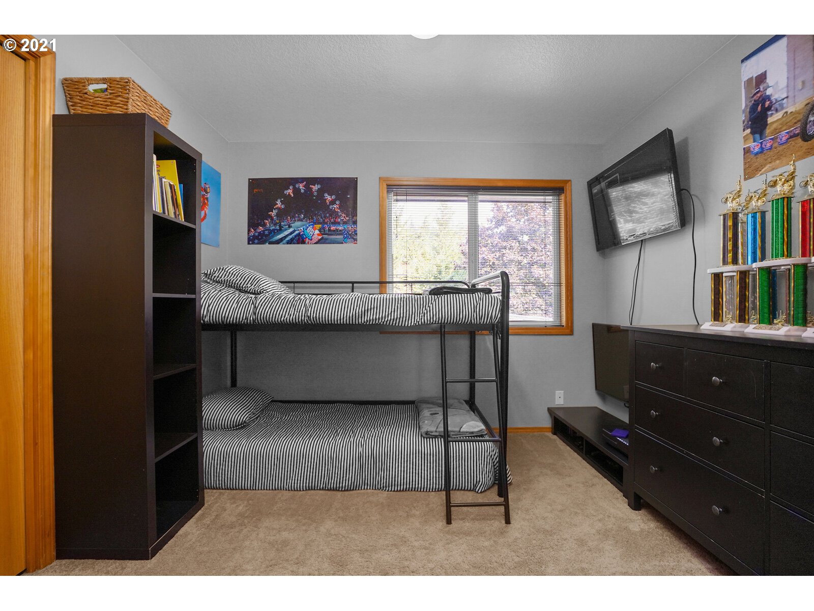 4182 Mountain View Road Silverton, OR 97381 - Photo 21 of 32 Gallery Image 21