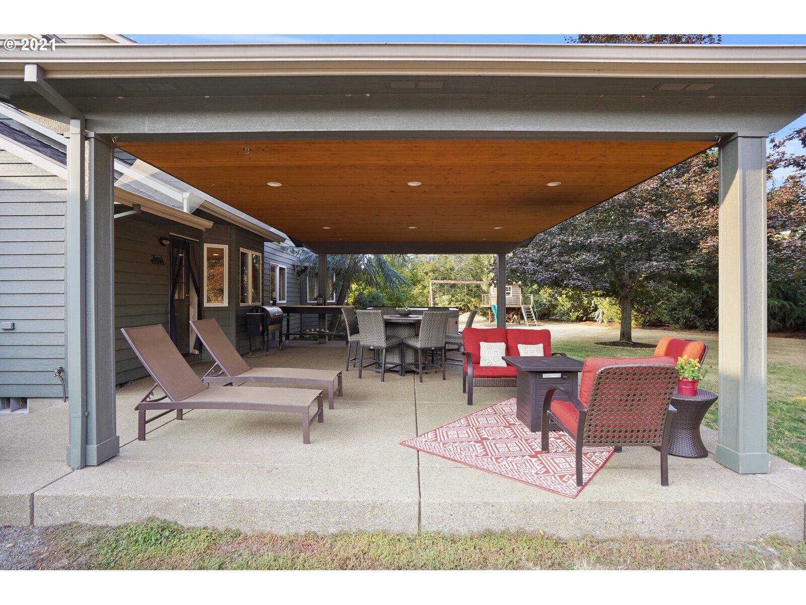 4182 Mountain View Road Silverton, OR 97381 - Photo 24 of 32 Gallery Image 24