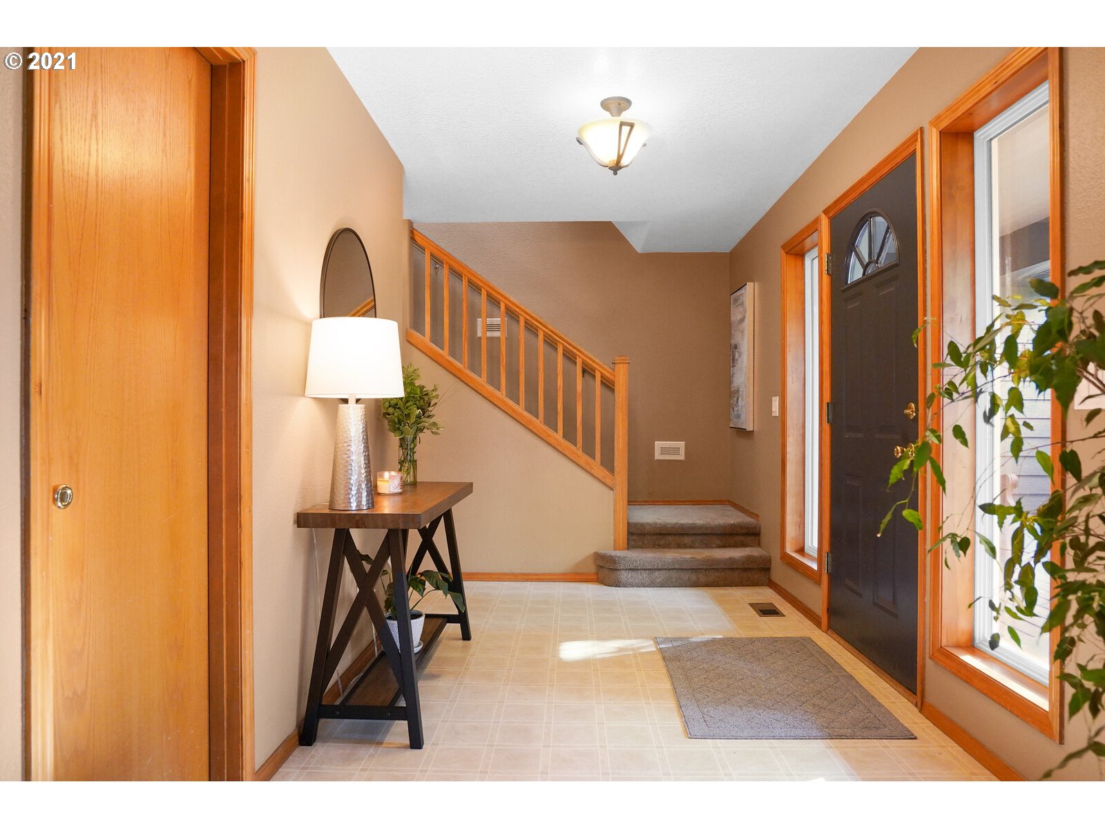 4182 Mountain View Road Silverton, OR 97381 - Photo 4 of 32 Gallery Image 4