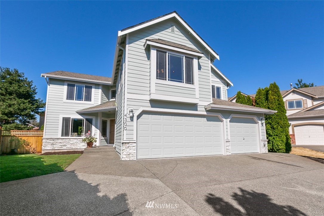 4300 Northeast 7th Place Renton, WA 98059 - Photo 1 of 25 Gallery Image 1