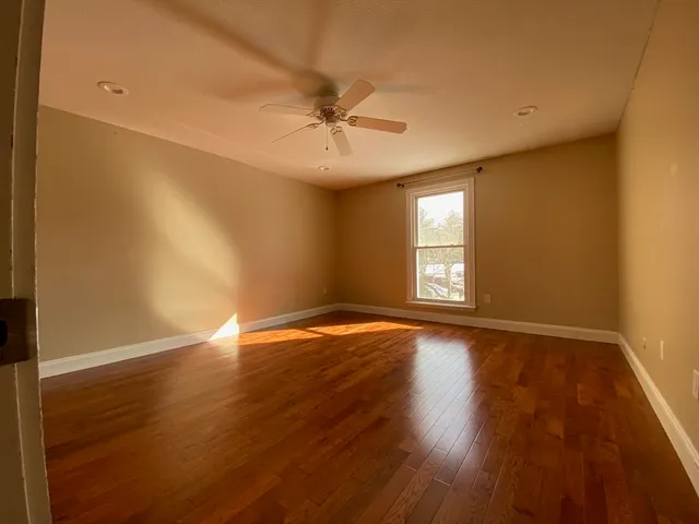 $2,300 | 4 Shadowbrook Lane, Unit 30, Milford, MA 01757