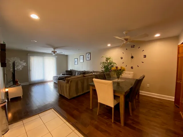 $2,300 | 4 Shadowbrook Lane, Unit 30, Milford, MA 01757