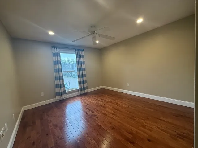 $2,300 | 4 Shadowbrook Lane, Unit 30, Milford, MA 01757