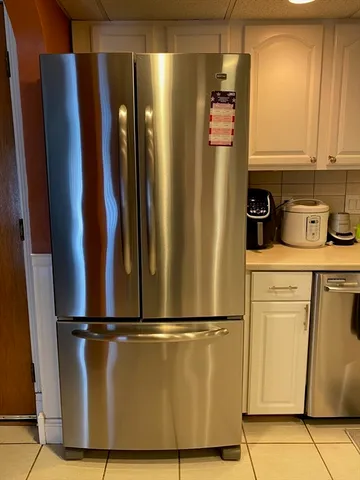 $2,300 | 4 Shadowbrook Lane, Unit 30, Milford, MA 01757