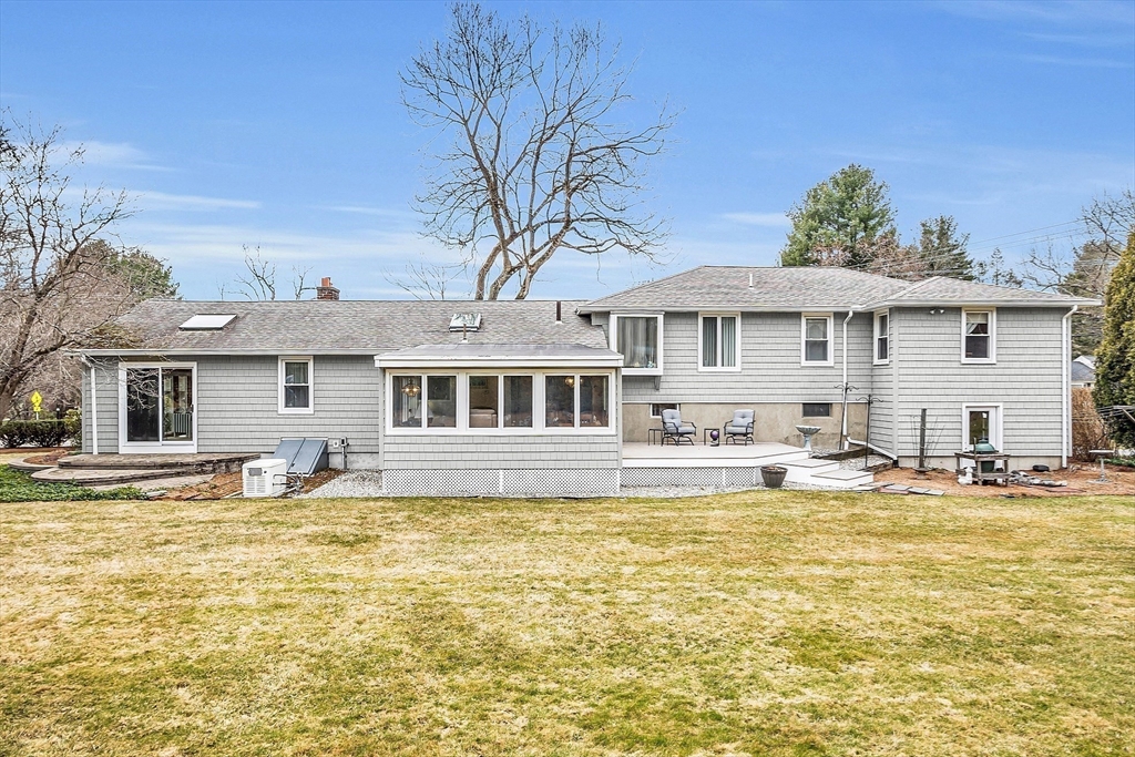 35 Lovejoy Road Andover, MA 01810 - Photo 41 of 42 Gallery Image 41