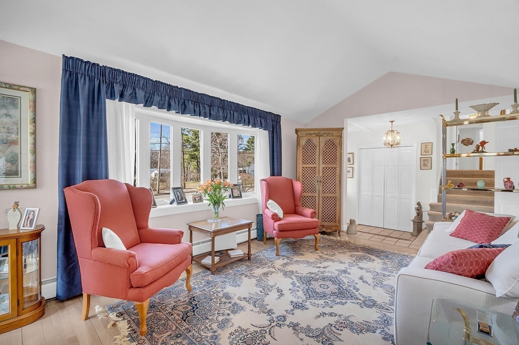 35 Lovejoy Road Andover, MA 01810 - Photo 5 of 42 Gallery Image 5