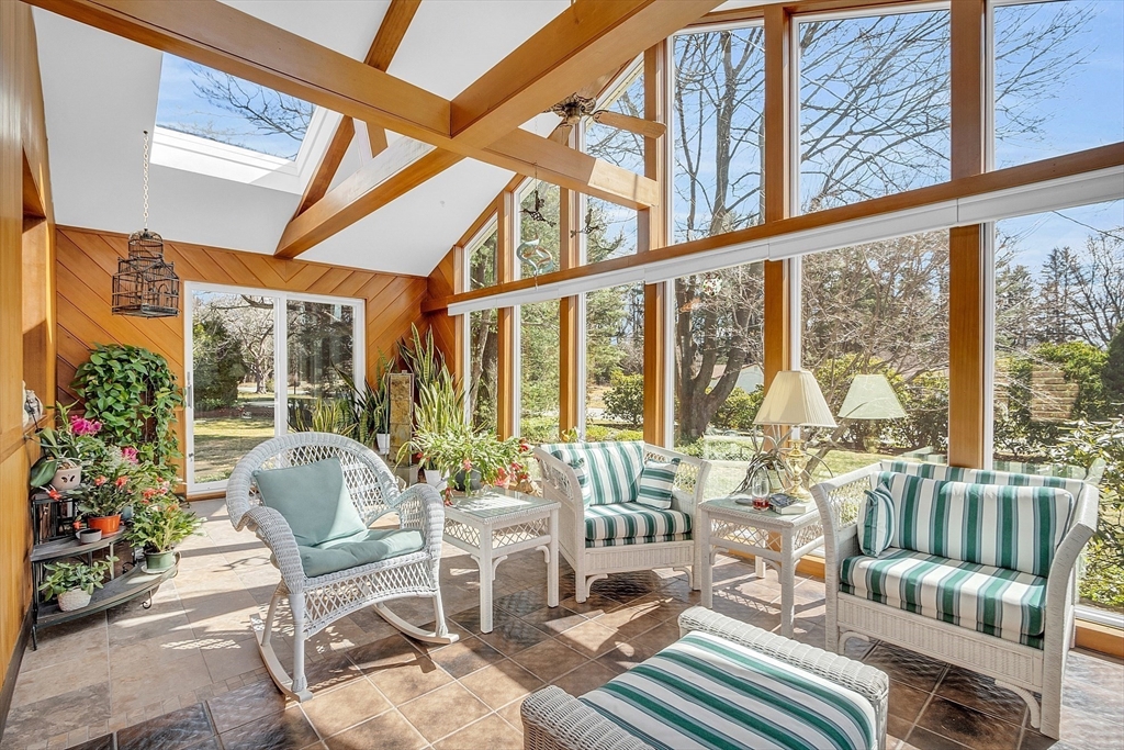 35 Lovejoy Road Andover, MA 01810 - Photo 8 of 42 Gallery Image 8