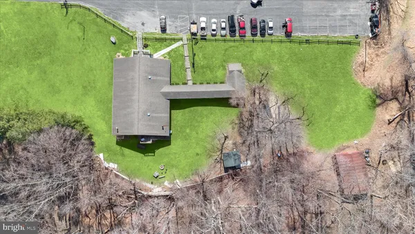 a view of a outdoor space