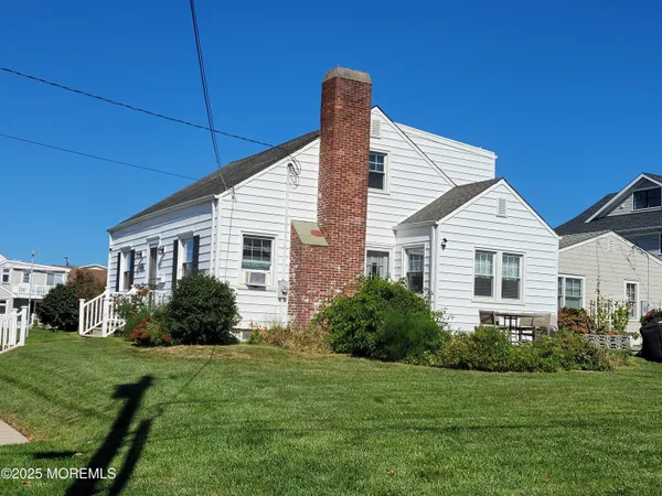 $3,100,000 | 100 1st Avenue, Avon-by-the-Sea, NJ 07717