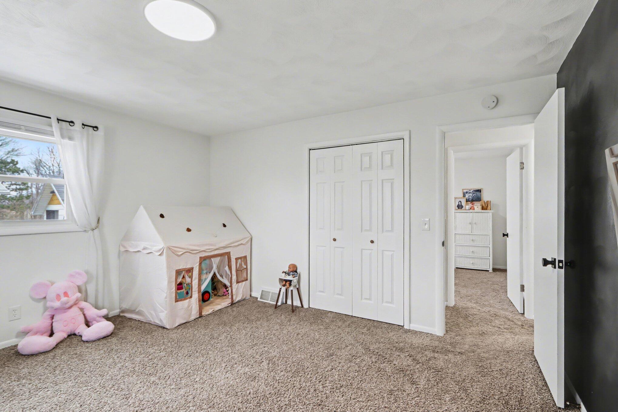 22381 North Angling Road Centreville, MI 49032 - Photo 17 of 46 Large Bedroom #2